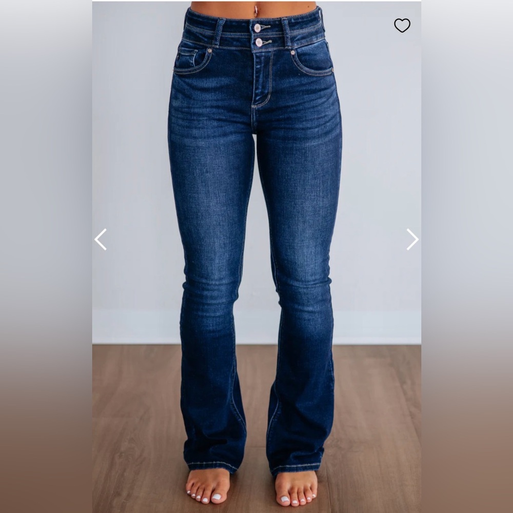 Like new! Kancan Dark/Medium Wash Jeans